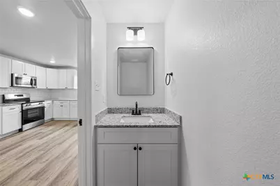 511 S 29th Street #A, Temple, TX 76504 - Photo 11