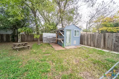 1006 W North Street, Victoria, TX 77901 - Photo 21