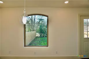 1019 Haynes St, San Marcos, TX 78666 - Photo 13