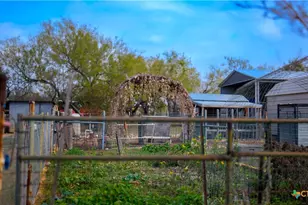 3585 Pittman Rd, St Hedwig, TX 78152 - Photo 23