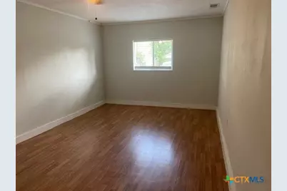 106 Huff Street, Luling, TX 78648 - Photo 7