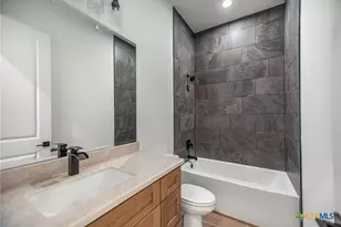 114 Center Tree Dr, Palacios, TX 77465 - Photo 33