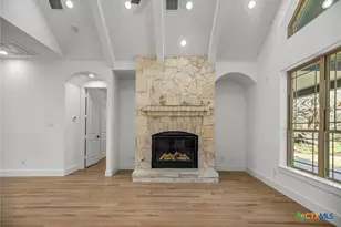 114 Center Tree Dr, Palacios, TX 77465 - Photo 15