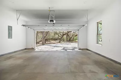 114 Center Tree Drive, Palacios, TX 77465 - Photo 5