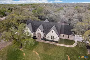 114 Center Tree Dr, Palacios, TX 77465 - Photo 3