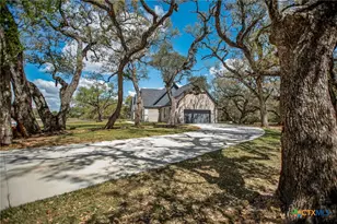 114 Center Tree Dr, Palacios, TX 77465 - Photo 9