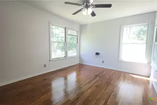 209 Diebel Dr, Victoria, TX 77905 - Photo 5