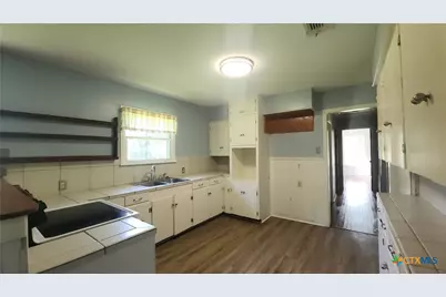 209 Diebel Drive, Victoria, TX 77905 - Photo 3