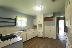 209 Diebel Dr, Victoria, TX 77905 - Photo 3