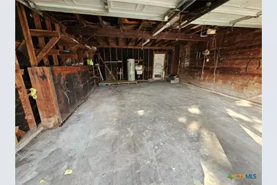 209 Diebel Drive, Victoria, TX 77905 - Photo 13