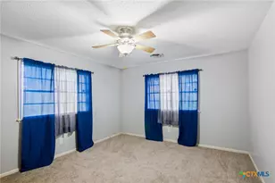 403 Salisbury Ln, Victoria, TX 77904 - Photo 17