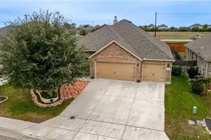 2084 Tejas Pecan, New Braunfels, TX 78130 - Photo 19