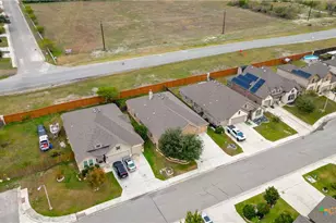 2084 Tejas Pecan, New Braunfels, TX 78130 - Photo 23
