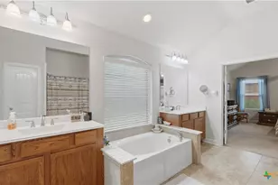 2084 Tejas Pecan, New Braunfels, TX 78130 - Photo 15