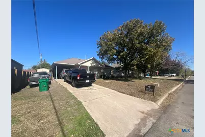 403 Davidson Drive, Taylor, TX 76574 - Photo 3