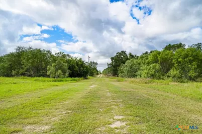 2845 Boehnke Road, Flatonia, TX 78949 - Photo 33