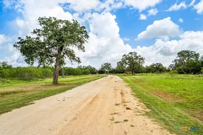 2845 Boehnke Road, Flatonia, TX 78949 - Photo 23