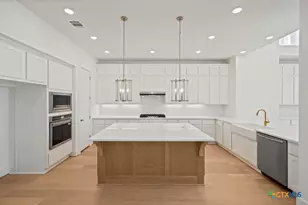 11713 Stoltzer, San Antonio, TX 78254 - Photo 3