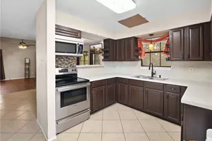 140 Englemann, Seguin, TX 78155 - Photo 21