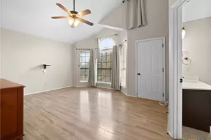 140 Englemann, Seguin, TX 78155 - Photo 33