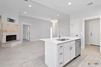 119 Rockingshire Court, Spring Branch, TX 78070 - Photo 9