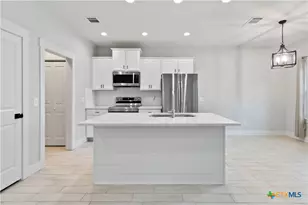 119 Rockingshire Ct, Spring Branch, TX 78070 - Photo 7