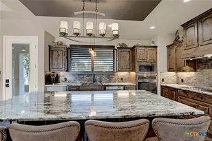 1309 E St, Floresville, TX 78114 - Photo 13