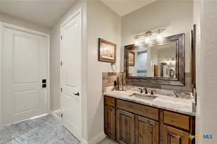 1309 E St, Floresville, TX 78114 - Photo 19