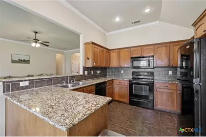 1921 Merlin Drive, Harker Heights, TX 76548 - Photo 7