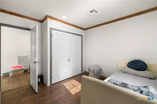 23019 Hilltop Peaks, Elmendorf, TX 78112 - Photo 25