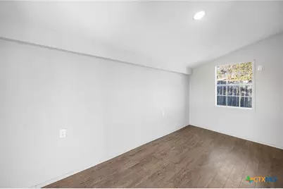 23019 Hilltop Peaks, Elmendorf, TX 78112 - Photo 41