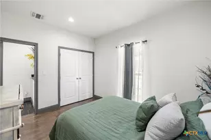 23019 Hilltop Peaks, Elmendorf, TX 78112 - Photo 13