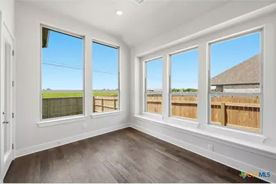 255 White Oak, Castroville, TX 78009 - Photo 17