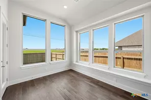 255 White Oak, Castroville, TX 78009 - Photo 17