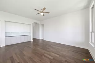 255 White Oak, Castroville, TX 78009 - Photo 7