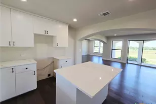 930 Elm Creek Rd, Rockdale, TX 76567 - Photo 15