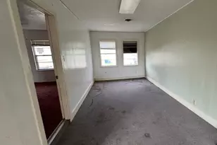 118 Massanet St, Port Lavaca, TX 77979 - Photo 7