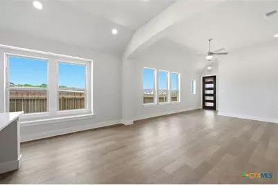 2215 Altiplano, San Antonio, TX 78245 - Photo 11