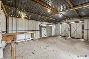 1002 W Woodlawn, San Saba, TX 76877 - Photo 13