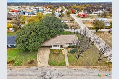 1002 W Woodlawn, San Saba, TX 76877 - Photo 15