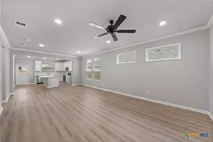 704 Seven Springs Dr, Temple, TX 76502 - Photo 23