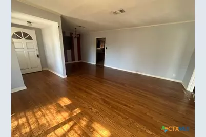 2014 E Mimosa Avenue, Victoria, TX 77901 - Photo 5