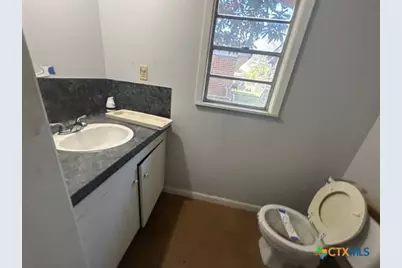 2014 E Mimosa Avenue, Victoria, TX 77901 - Photo 11