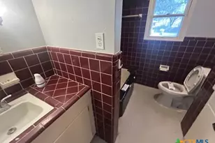 2014 E Mimosa Ave, Victoria, TX 77901 - Photo 13