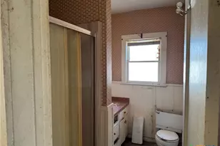 803 N 13th St, Temple, TX 76501 - Photo 11