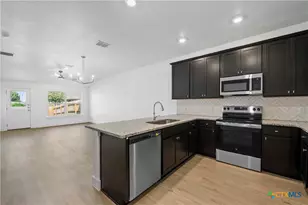 1010 College Ave, Troy, TX 76579 - Photo 5