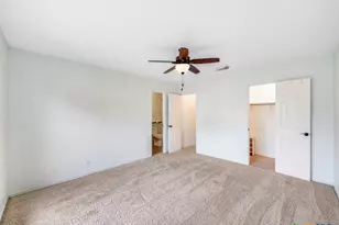 1085 Stone Hollow, New Braunfels, TX 78130 - Photo 17