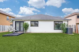 1085 Stone Hollow, New Braunfels, TX 78130 - Photo 25