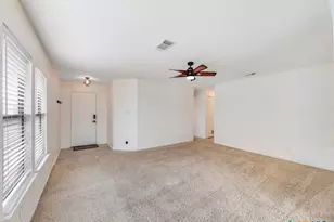 1085 Stone Hollow, New Braunfels, TX 78130 - Photo 3