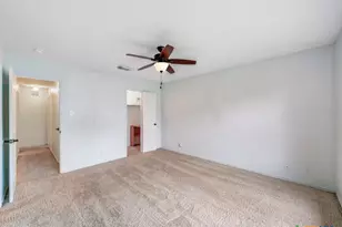 1085 Stone Hollow, New Braunfels, TX 78130 - Photo 15